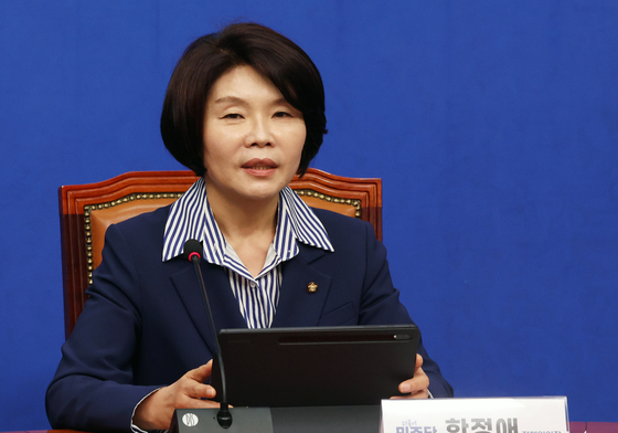 與 "메가특구 기업에 최고 수준 규제 특례…7월까지 특별법 발의"