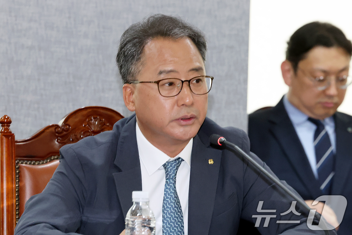 (서울=뉴스1) 조연우 인턴기자 = 채병득 금융결제원장이 13일 오전 서울 중구 은행회관에서 열린 디지털 영사인증 금융위임장 업무협약식에서 인사말을 전하고 있다. 2026.5.13 …