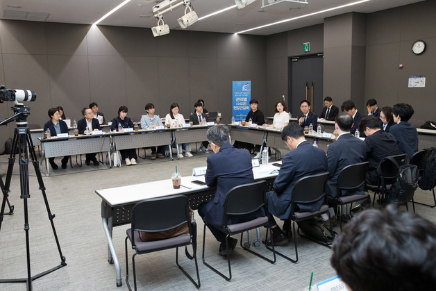 "SKY도 기초수학 다시배워…연구실 AI 격차도" 이공계 현장 우려
