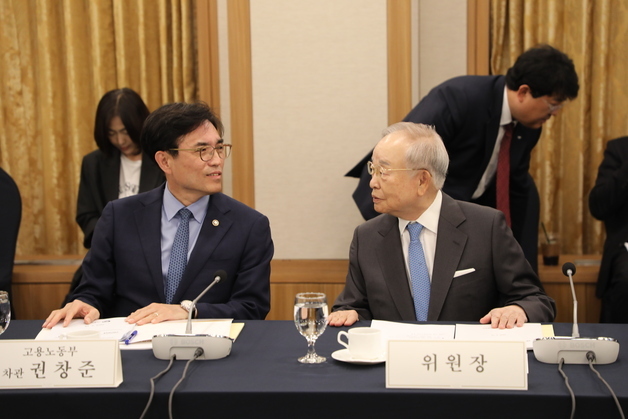 손경식 회장 "노봉법·중처법 혼란 지속, 예측 가능한 운영 필요"