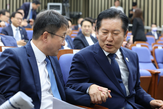 대화하는 정청래·한병도