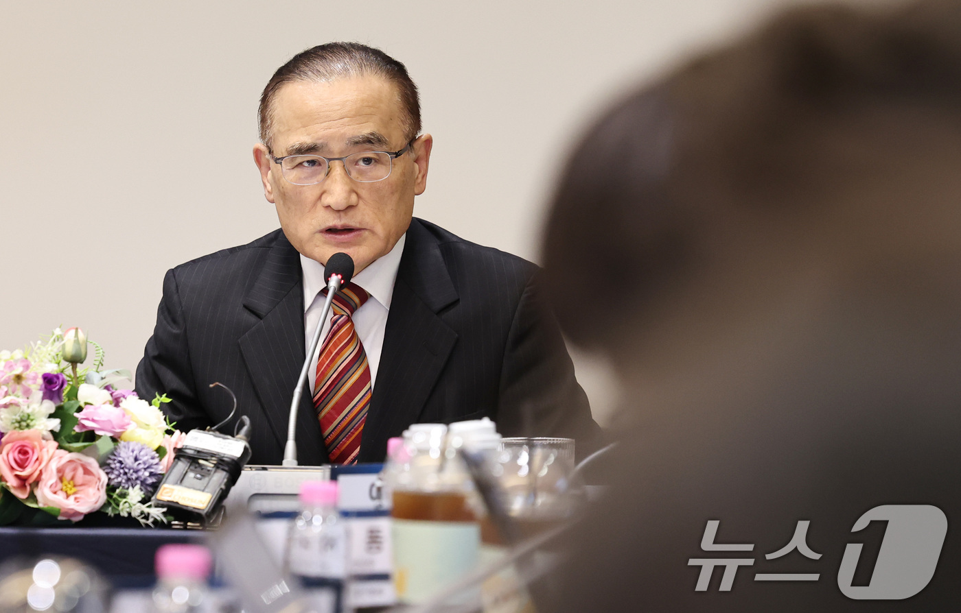 (서울=뉴스1) 구윤성 기자 = 위성락 청와대 국가안보실장이 13일 오후 서울 중구 한국프레스센터에서 열린 한국신문방송편집인협회 초청 간담회에서 발언하고 있다.  2026.5.13 …