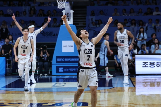 KCC, 6위 팀 최초 챔프전 우승