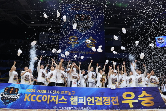 챔프전 우승 차지한 KCC