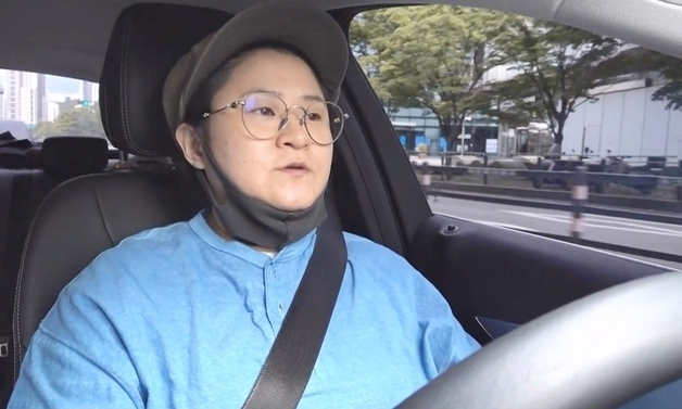 "혼자 민지 10년" '나혼산' 재출격 김신영, 셀프 이발까지…뒷머리도 거뜬