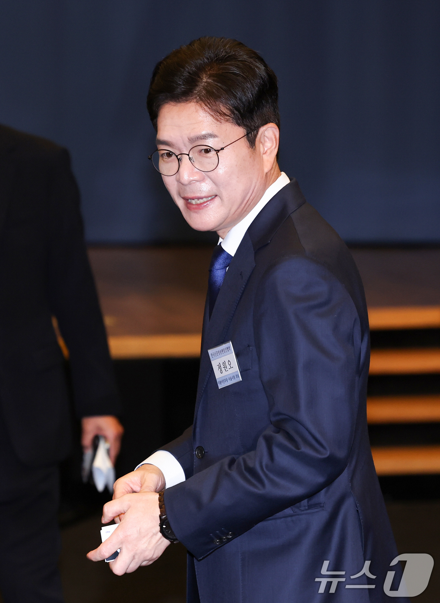 (서울=뉴스1) 임지훈 인턴기자 = 정원오 더불어민주당 서울시장 후보가 14일 오전 서울 중구 대한상공회의소 국제회의장에서 열린 한국신문방송편집인협회 초청 포럼에 참석하고 있다. …