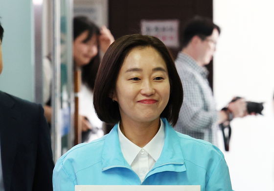 경기 평택을 후보 등록하는 김재연