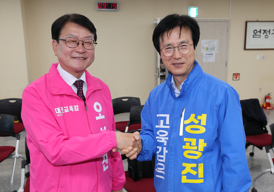 대전·충남교육감 후보 8명 첫날 등록…단일화 변수 안고 본선행(종합)
