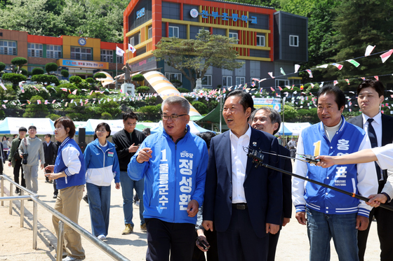 [뉴스1 PICK]8900명 표심 잡기 나선 정청래…"울릉도 홍보대사 될 것"