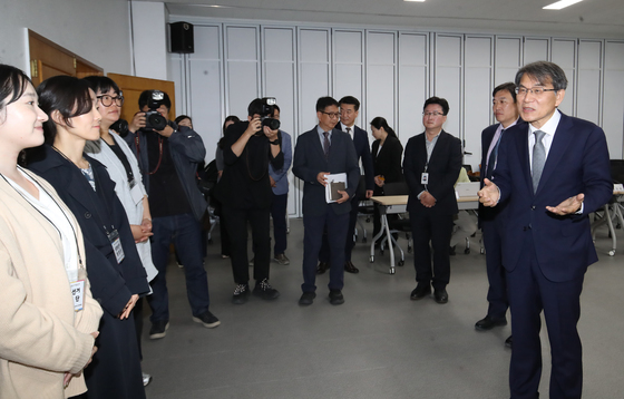 노태악 중앙선거관리위원장, 부산서 선거절차 사무 참관