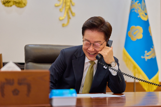 李대통령, 멕시코 대통령과 통화…FTA 재개 논의·방문 초청 수락(종합)