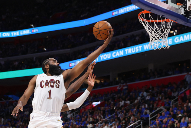 NBA 클리블랜드, 디트로이트에 2연패 뒤 3연승…동부 결승까지 1승