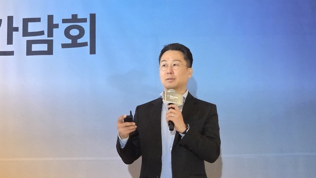 워크데이 "'AI 네이티브' 강조하는 빅테크들, 실제론 실현 불가능"