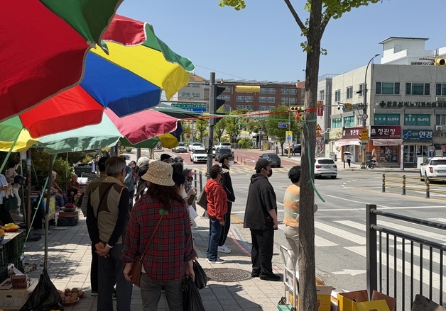 5월인데 벌써 30도…냉면·막국숫집은 대기 줄, 국밥집은 한산