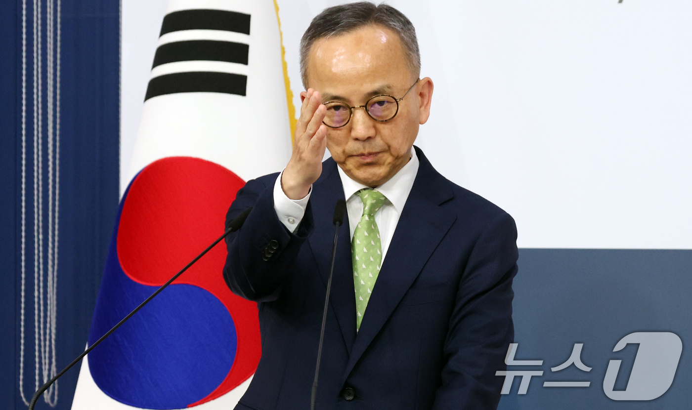 (서울=뉴스1) 김명섭 기자 = 박일 외교부 대변인이 14일 오후 서울 종로구 정부서울청사 별관 외교부에서 정례브리핑에서 질문을 받고 있다.  2026.5.14/뉴스1