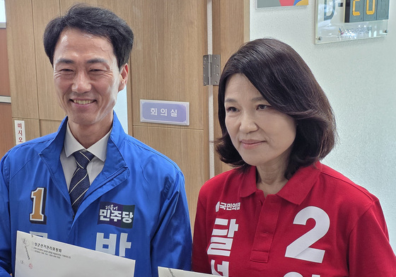 박형룡·이진숙 대구 달성 보선 후보로 등록…"달성 발전" 한 목소리