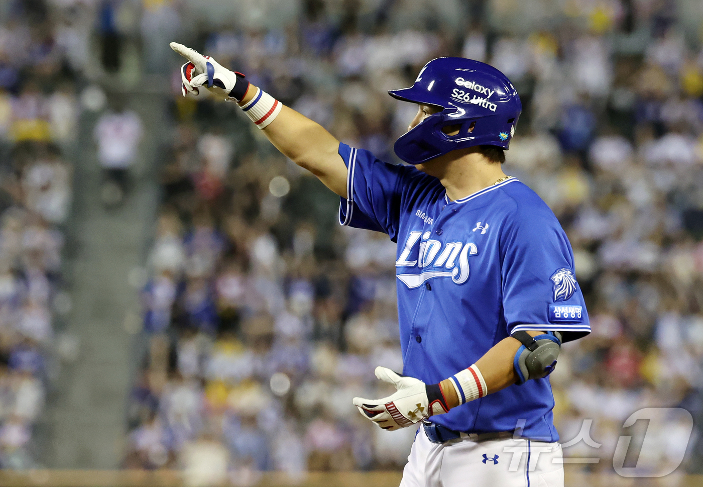 (서울=뉴스1) 김진환 기자 = 14일 오후 서울 송파구 잠실야구장에서 열린 프로야구 '2026 신한은행 SOL KBO리그' 삼성 라이온즈와 LG 트윈스의 경기, 삼성 강민호가 5 …
