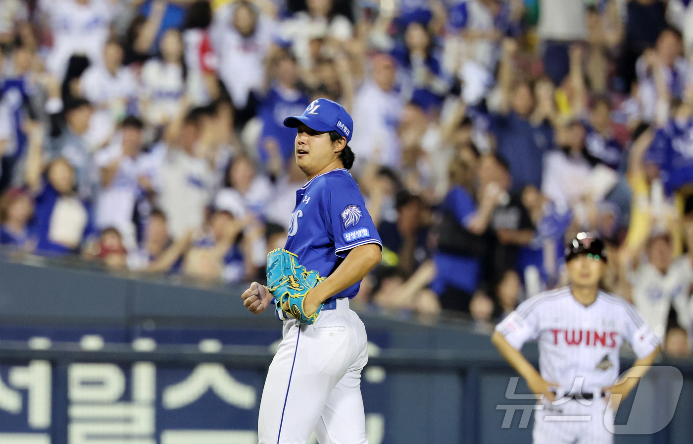(서울=뉴스1) 김진환 기자 = 14일 오후 서울 송파구 잠실야구장에서 열린 프로야구 '2026 신한은행 SOL KBO리그' 삼성 라이온즈와 LG 트윈스의 경기, 삼성 선발 양창섭 …