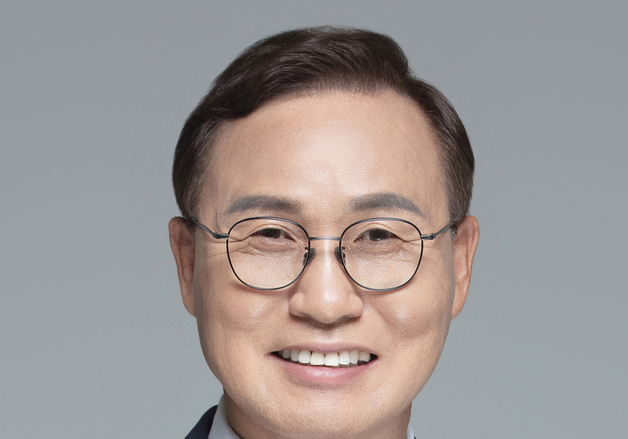 윤희신 태안군수 후보 "1억 규모 미래펀드, 투명하게 선거자금 확보”