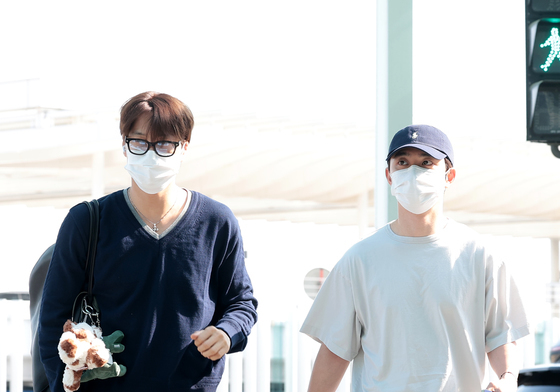 엑소 카이·디오, 출국