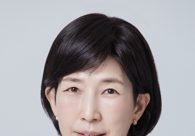 '불닭의 어머니' 김정수, 삼양식품 회장 승진…글로벌 경영 전환 가속
