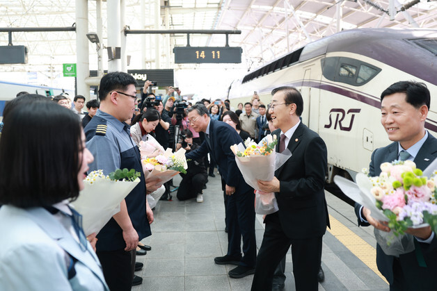 김윤덕 국토장관 "KTX·SRT 중련운행, 좌석 수 늘어 국민 편의성 증가"