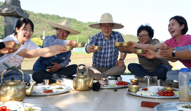 김부겸 "이재명에 TK신공항특별법 당론으로 약속드려"