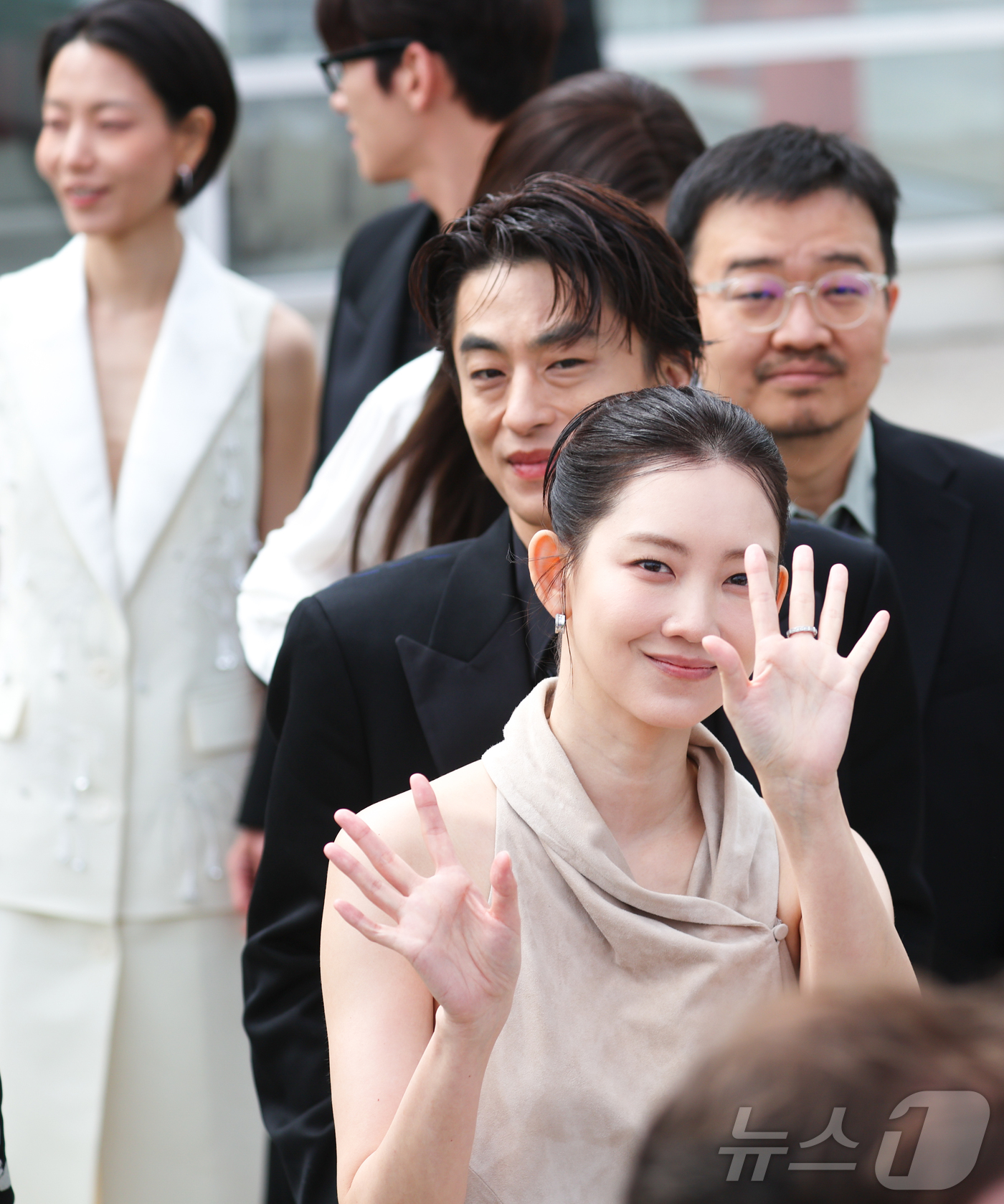 (칸=뉴스1) 이준성 특파원 = 15일(현지시간) 프랑스 남부 소도시 칸 팔레 데 페스티발(Palais des Festivals)에서 열린 제79회 칸 국제영화제 경쟁부문 진출작 …