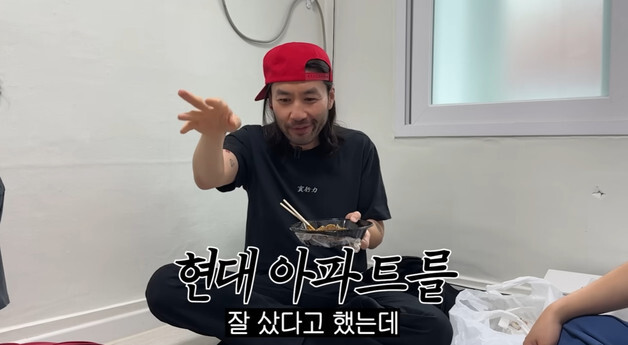 노홍철, 유튜브서 "이유없이 맞은 뒤 압구정 현대 50평대 이사, 산 뒤 4억 하락"