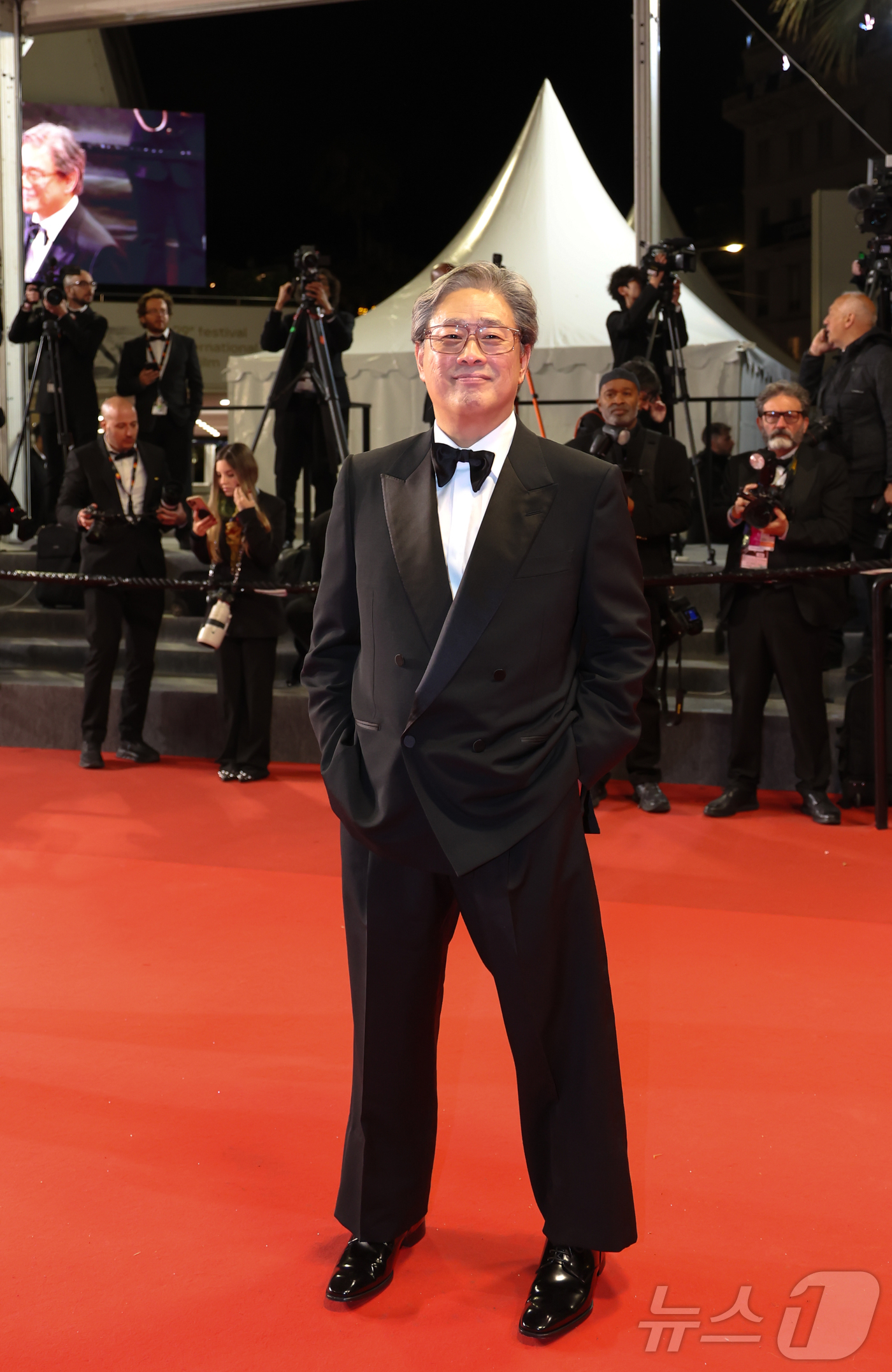 (칸=뉴스1) 이준성 특파원 = 16일(현지시간) 프랑스 남부 소도시 칸 팔레 데 페스티발(Palais des Festivals) 뤼미에르 대극장에서 열린 제79회 칸 국제영화제 …