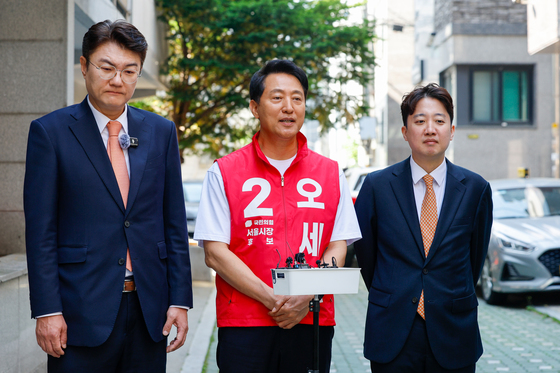 개혁신당과 청년 주거공간 찾은 오세훈 '野 의견 공유'