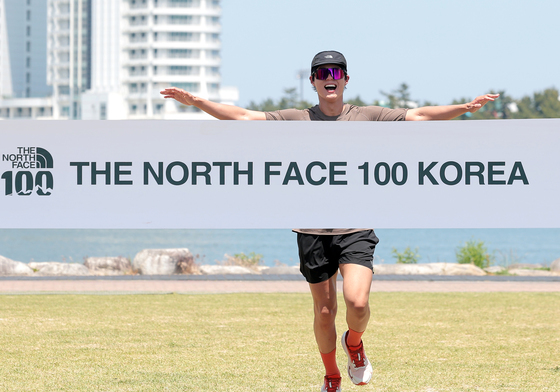박보검, 10km 코스 54분 27초로 완주