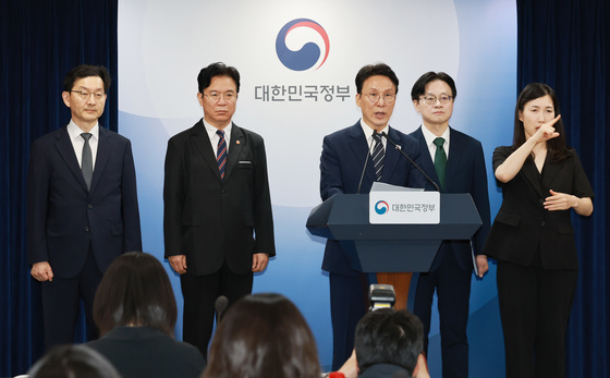 김민석 총리, '삼성전자 파업시 경제 피해 막대'