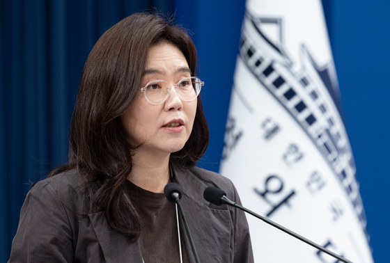 靑 "金총리 '긴급조정' 언급 정부 공식 입장…대화·조정 최대한 지원"