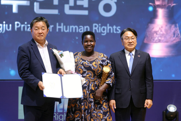 '우간다 여성 인권활동가' 실비아 아칸…제27회 광주인권상 수상