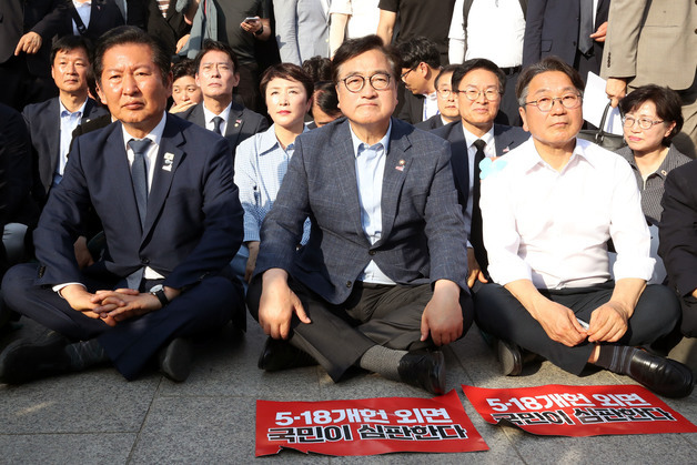 5·18 전야제 찾은 우원식·정청래·강기정