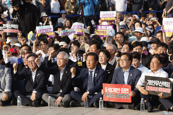 5.18 전야제 참석한 정청래