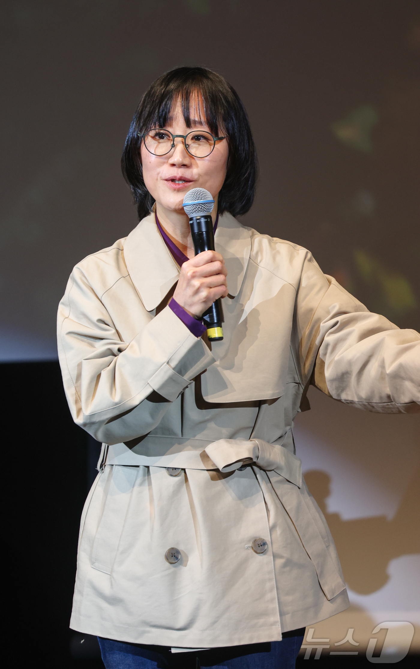 (칸=뉴스1) 이준성 특파원 = 제79회 칸 국제영화제 감독주간(Quinzaine des Cinéastes) 초청작 ‘도라’의 첫 공식 상영회가 열린 17일(현지시간) 프랑스 남부 …
