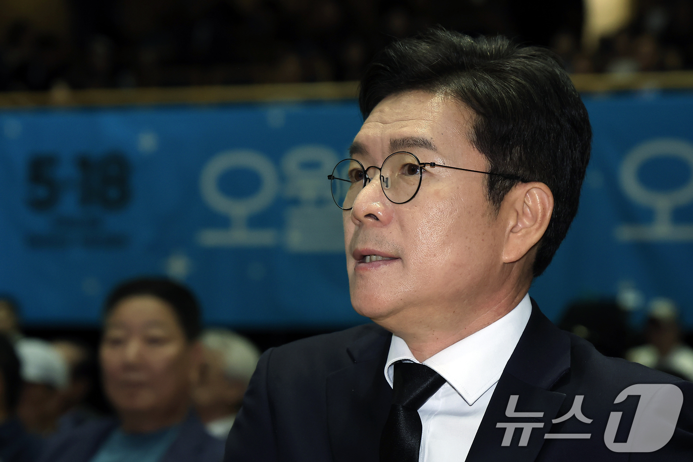 (서울=뉴스1) 박정호 기자 = 정원오 더불어민주당 서울시장 후보가 18일 오전 서울 중구 서울시청 다목적홀에서 열린 5.18민주화운동 제46주년 서울기념식에 참석해 있다.  20 …