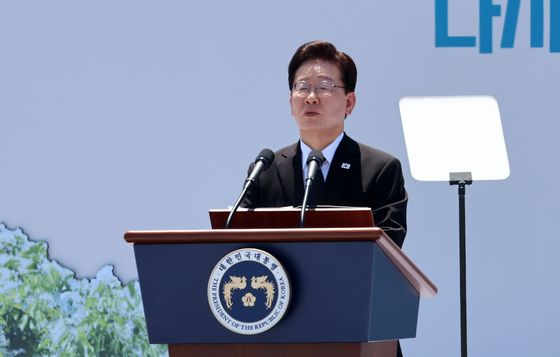 李 '5·18 헌법 수록' 약속…옛 전남도청 시민 품으로(종합)