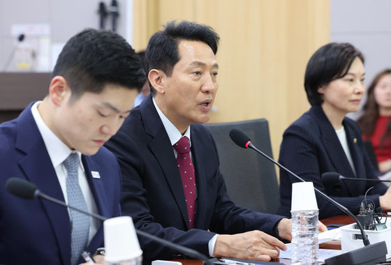 세미나 인사말하는 오세훈 후보