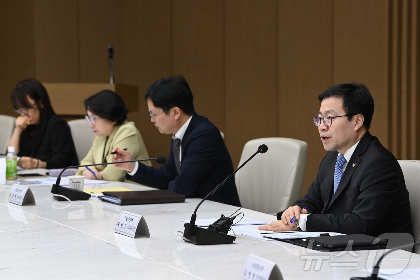 (서울=뉴스1) = 여한구 산업통상부 통상교섭본부장이 18일 오후 서울 중구 대한상공회의소에서 열린 제56차 통상추진위원회에서 발언을 하고 있다. (산업통상부 제공. 재판매 및 D …