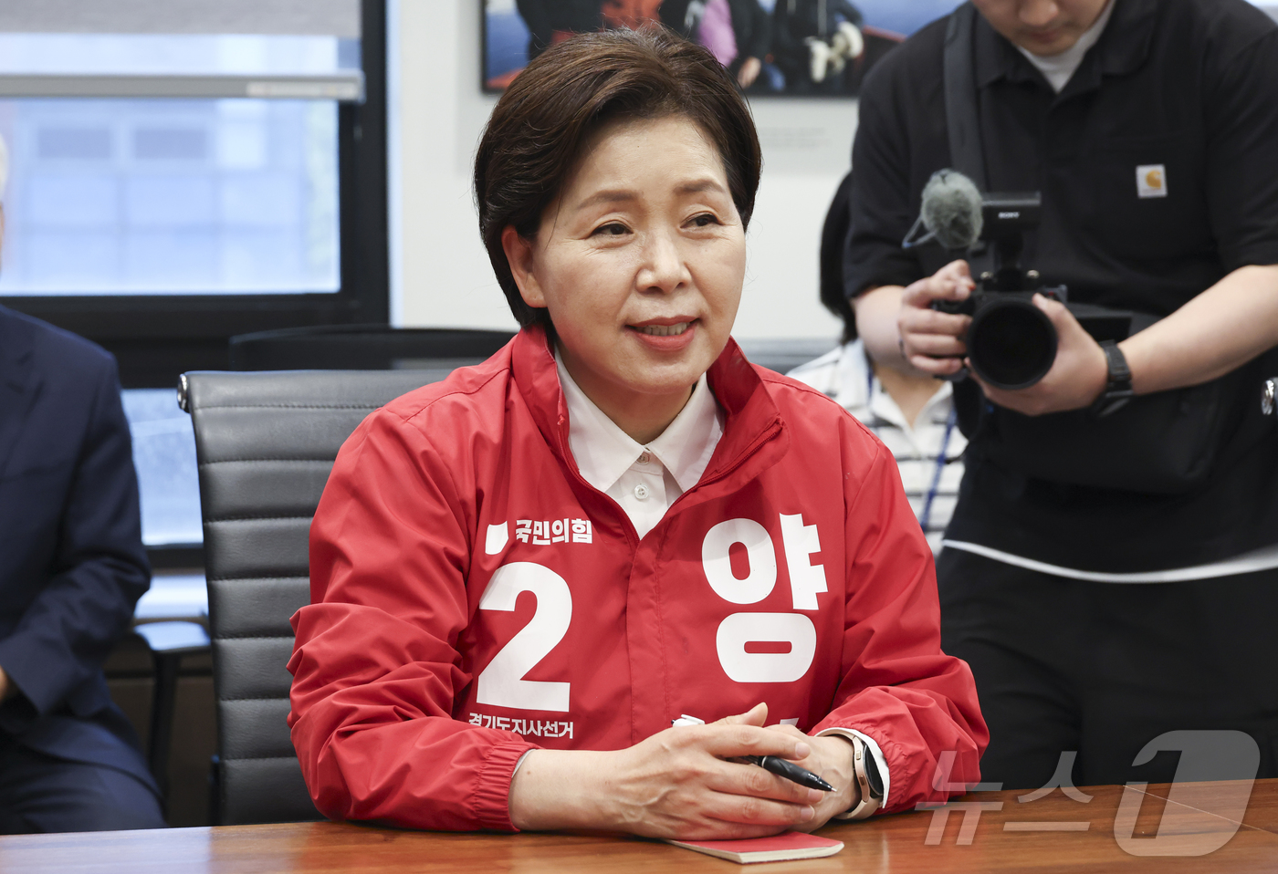 (서울=뉴스1) 박지혜 기자 = 양향자 국민의힘 경기지사 후보가 18일 서울 서초동 영포빌딩에서 이명박 전 대통령을 예방하고 있다. (공동취재) 2026.5.18/뉴스1