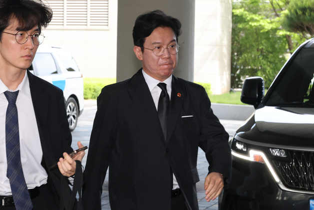 삼성전자 노사 교섭 재개…노동장관 "끝나야 끝난다" 막판 압박(종합)