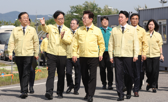 무안공항 제주항공 여객기 참사 유해 수습 개요 및 진행 상황 설명 듣는 이재명 대통령