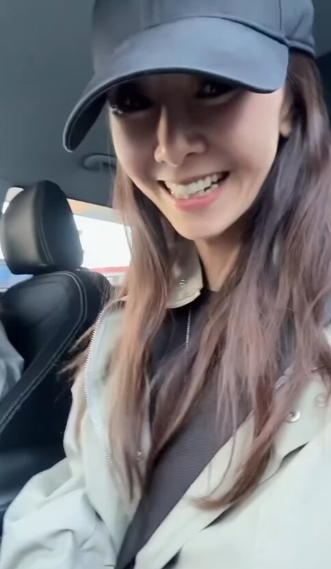 본문 이미지 - 가수 지나 인스타그램