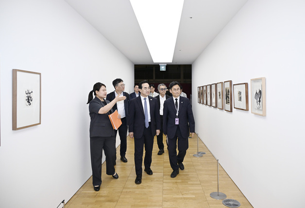 박홍근 "5·18 유공자·유가족 지원 힘쓸 것…내년 예산 편성에 반영"