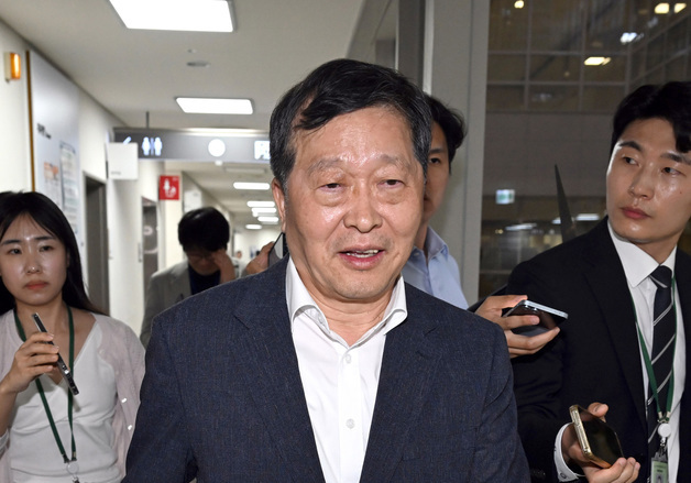 회의 마친 박수근 중앙노동위원장