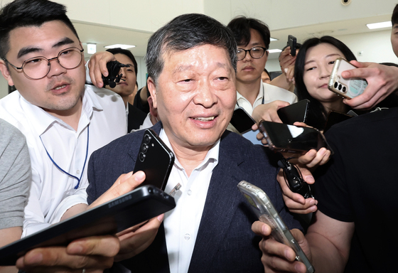미소짓는 박수근 중앙노동위원장