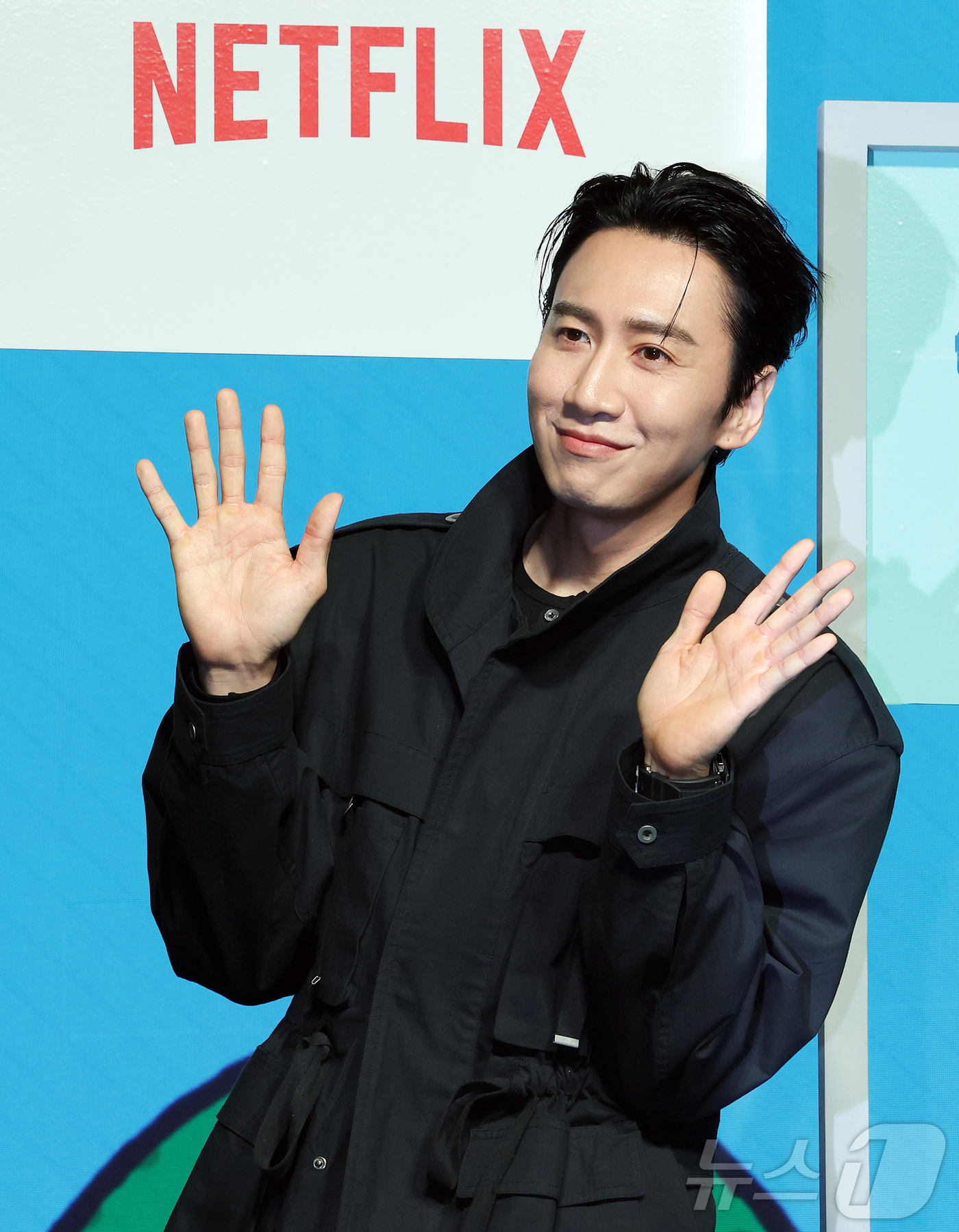 (서울=뉴스1) 김진환 기자 = 배우 이광수가 19일 오전 서울 종로구 JW 동대문 메리어트 호텔에서 열린 넷플릭스 새 예능프로그램 ‘유재석 캠프’ 제작발표회에 참석해 포즈를 취하 …